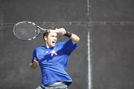 Freshman Daniel Armengol was the only Maverick to defeat his South Alabama opponent, 6-1, 6-5 (3-0).