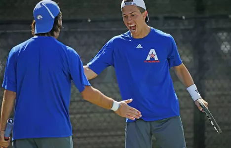 Senior Javier Perez and sophomore Carlos Arbiza ended the season with a nationally ranking of 71st after being ranked as high as 40th.