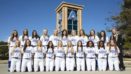 2019 Softball Team