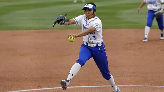 JoJo Pitching