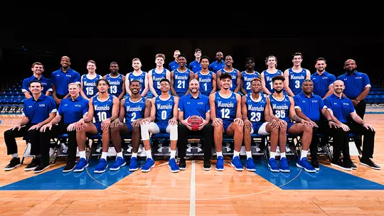 2020-21 Men's Basketball Team Photo Web Rotator
