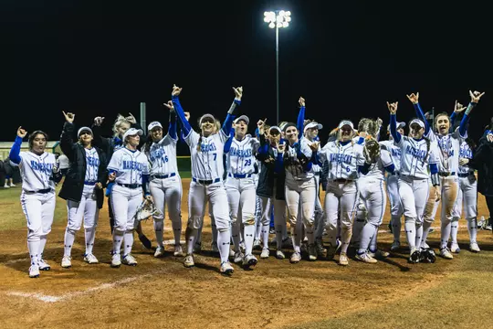 Softball vs Kansas City