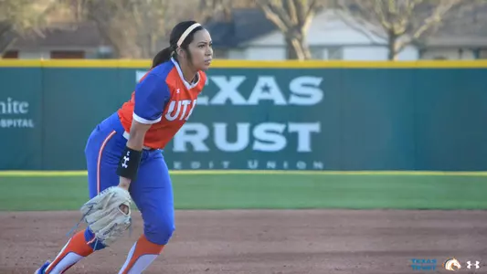 Softball Faces Off at SFA For Midweek Play