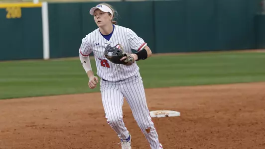 Softball Loses Midweek Matchup 2-0 at SFA