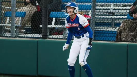 UTA Tops Sam Houston in 8-1 Win