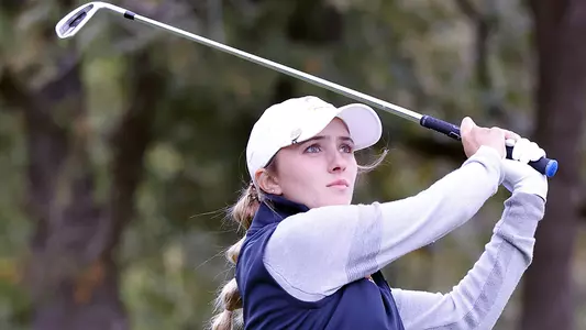 The UT Arlington women's golf team playing in the UTA Invitational presented by Veritex Bank at Texas Rangers Golf Club. in Arlington, Texas on October 19, 2020. (Photo by Gregg Ellman)