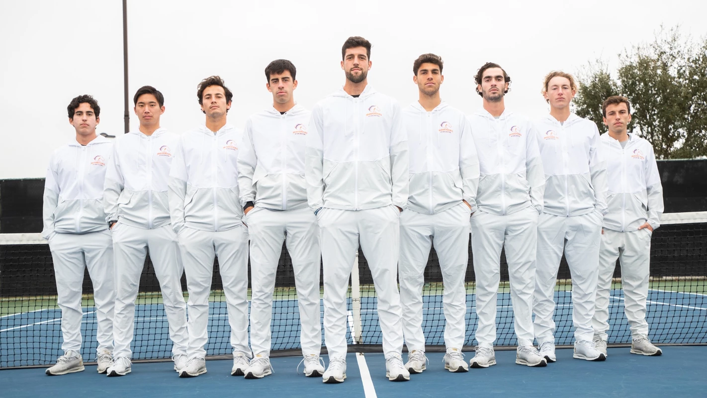 2020-21 uta men's tennis team photo