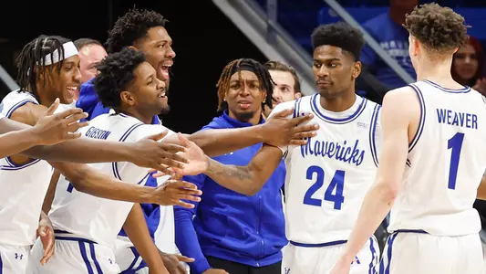 MBB Team Bench Reaction 22