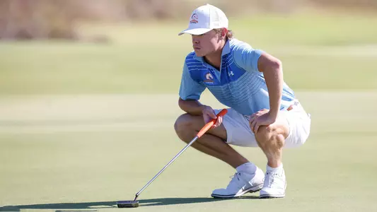 Zak Jones Putt Look