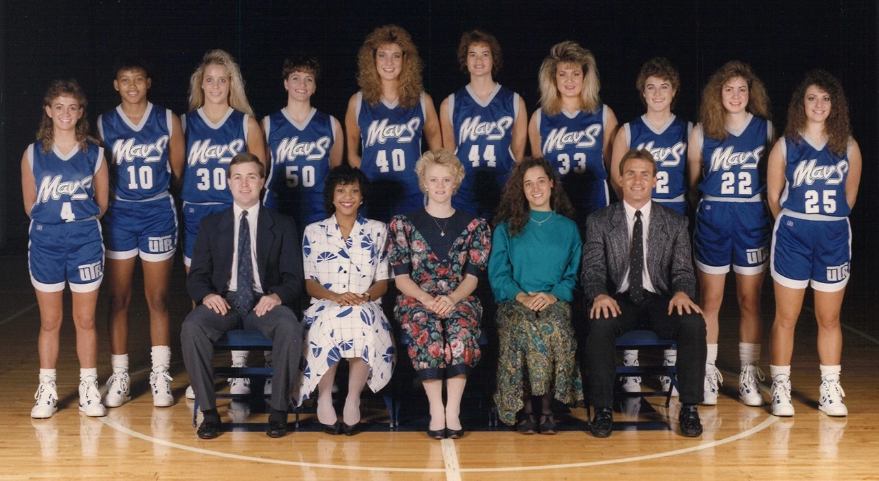 1990-91 wbb team photo