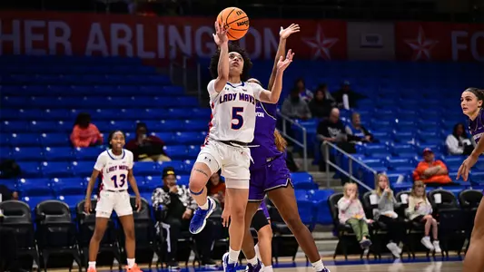 Nya Threatt Layup