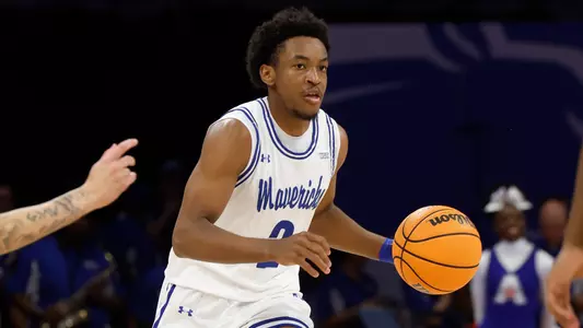Makaih Williams Dribble Frontcourt