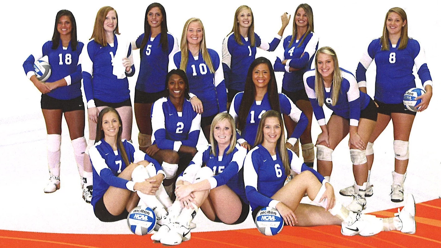 2008 volleyball team photo