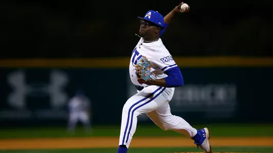 Starks Pitching
