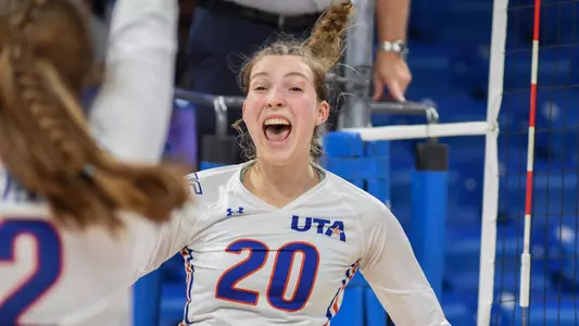 jalie tritt action photo 1