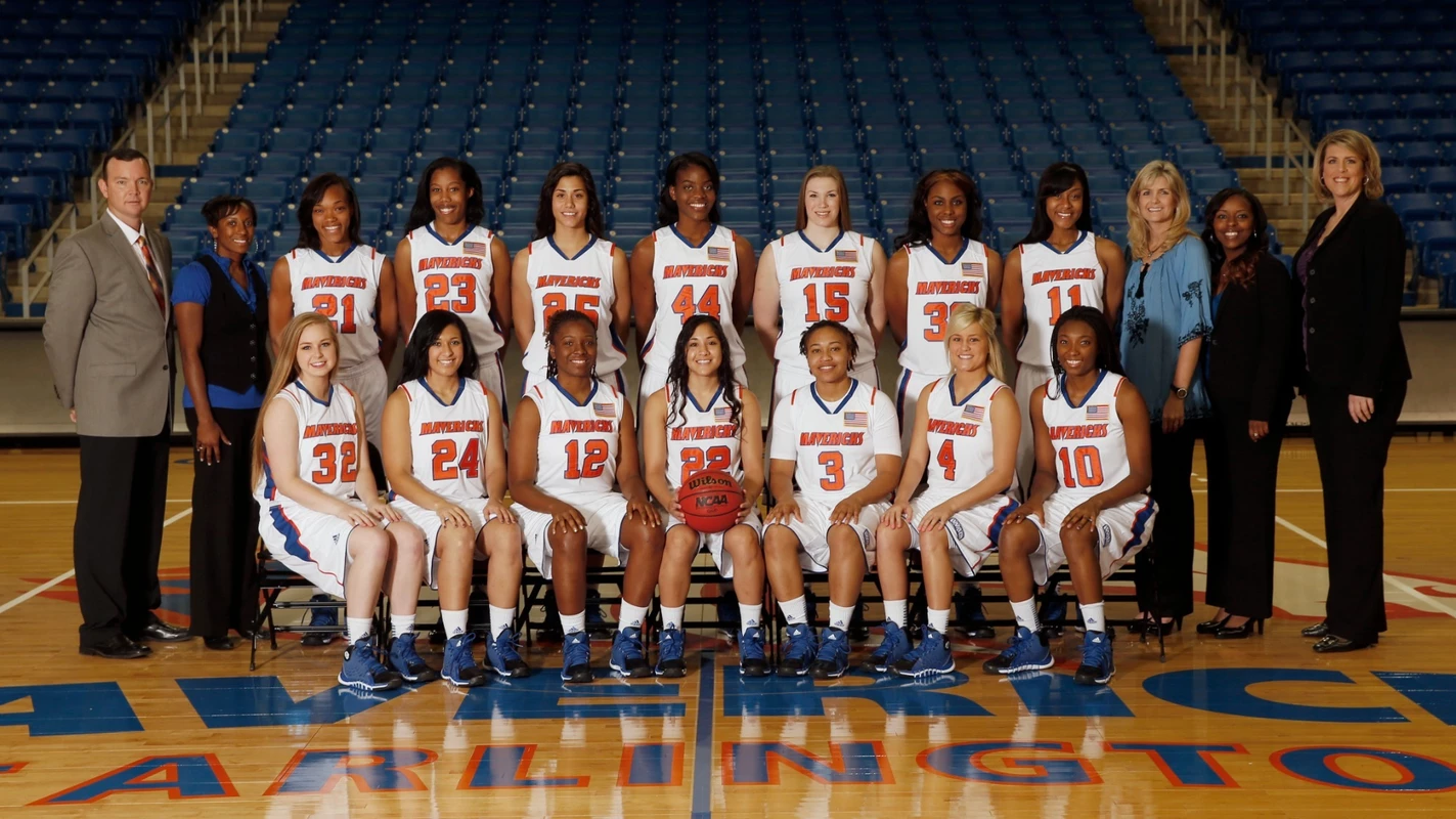 2013-14 wbb team photo