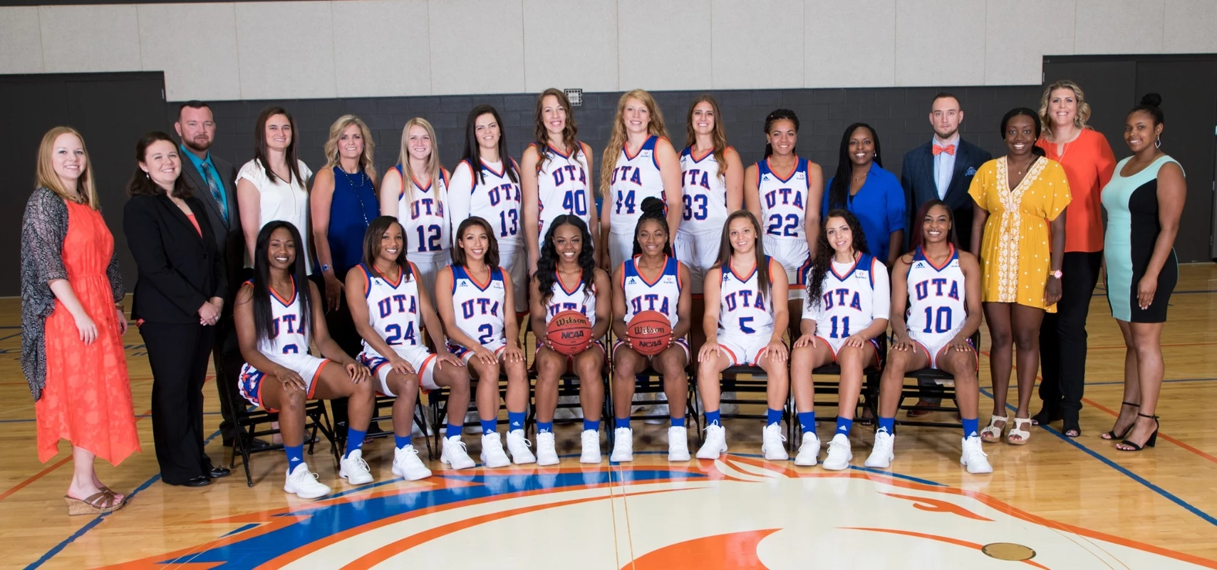 2017-18a wbb team photo