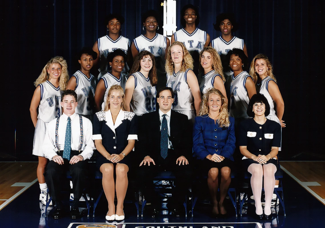 1992-93 WBBa team photo
