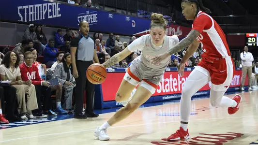 Taliyah Clark Driving The Paint At SMU
