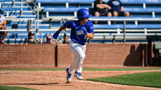 Ellis running after hit