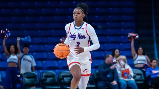 Kendal Robinson Brings the Ball Up Court
