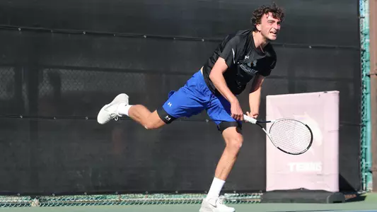 Federico Garbero Overhand