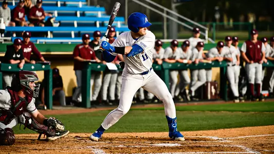 Tyce Swinging