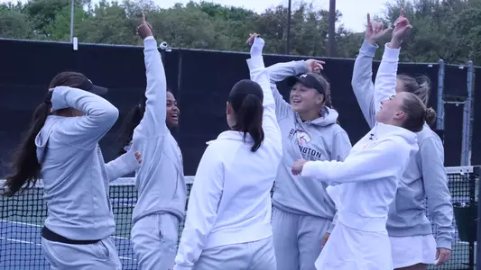 WTEN Breaks The Huddle