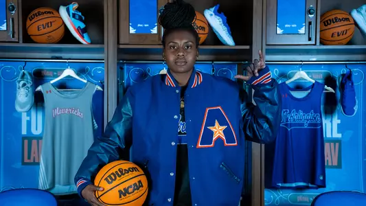Erin Sellers Signed 25-26