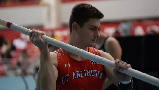 ethan saenz pole vault