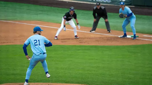 Merek Sears Pitching