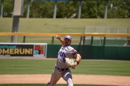 Caylon Dygert pitching