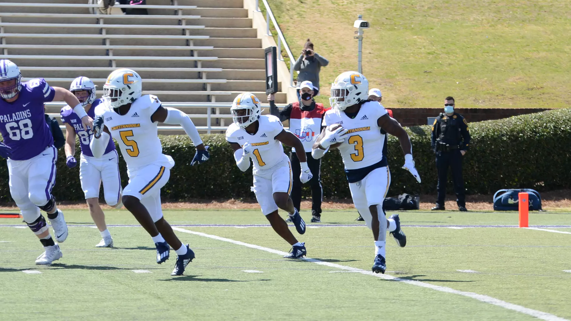 Mocs vs. Furman.