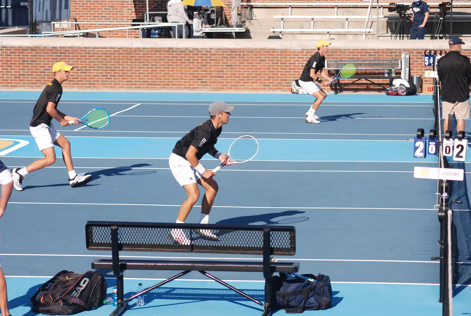 Mocs in action on Day 3 at the Baras.