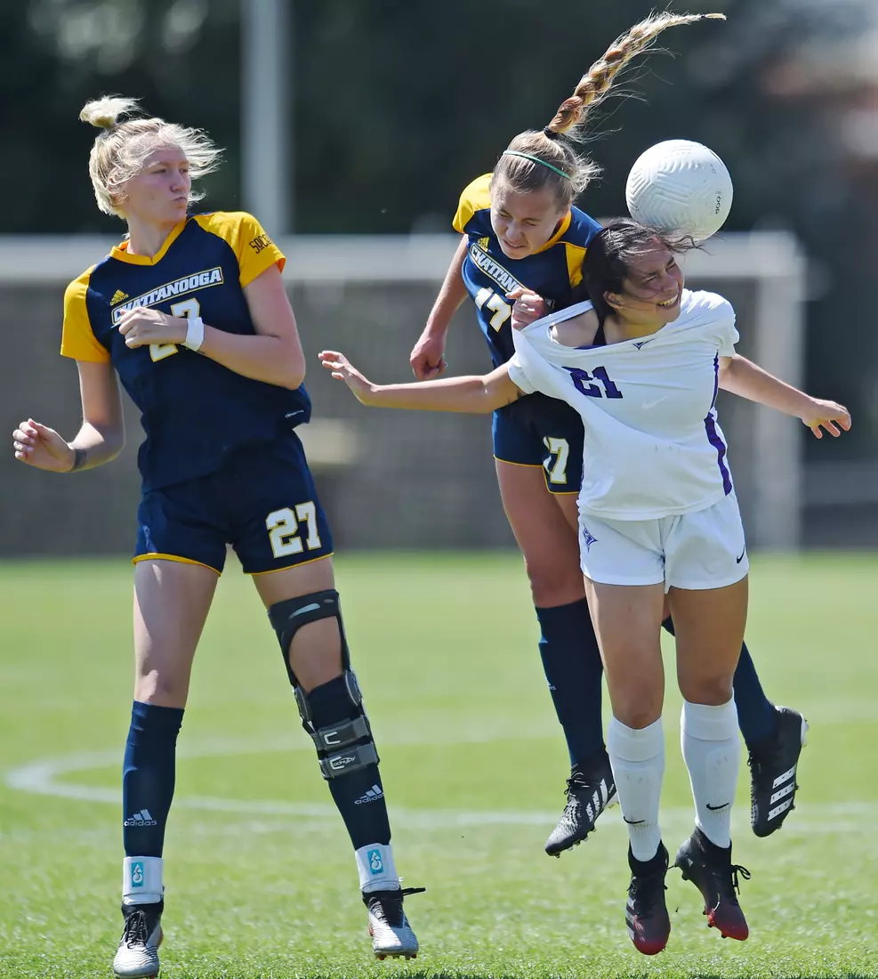 Kendra Mueller and Shelby Hash
