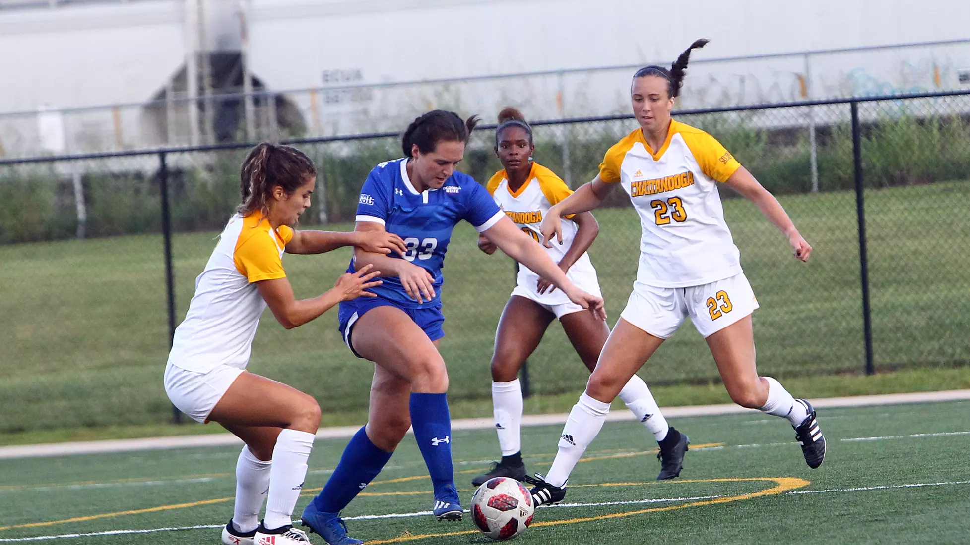 Sofia Andrade (l), JaNiya Stevens and Avery Catlett
