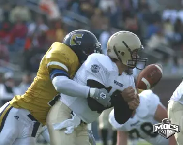 Football Falls to No. 15 Wofford in Home Finale