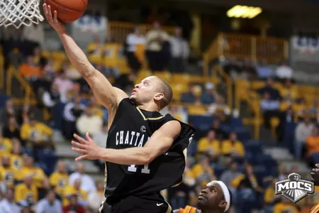 Chattanooga withstands second-half Charleston rally for 86-70 victory