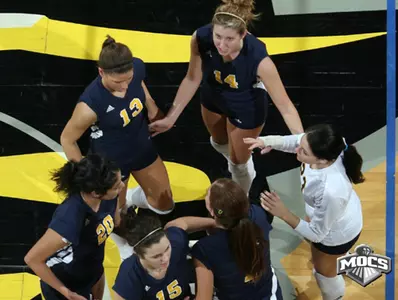 Chattanooga splits final two matches at Country Inns and Suites Challenge