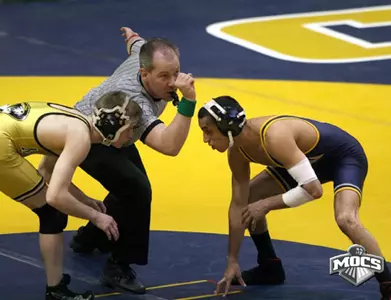 Northern Iowa Hands Wrestlers 21-16 Defeat