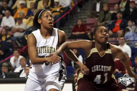 Hollinquest Leads Lady Mocs Past Elon for SoCon Win