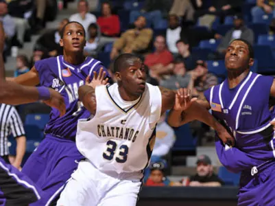 Mocs Pull Away for 72-54 Win at UNC Greensboro