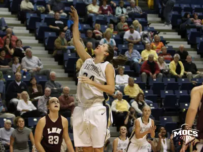 Lady Mocs Down Lee 86-53 in Exhibition Action