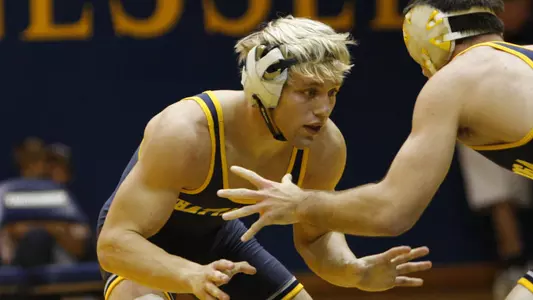 Young Wins 174 Title at the Hokie Open