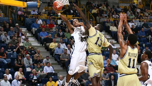 Mocs Fall to No. 15 Georgia Tech