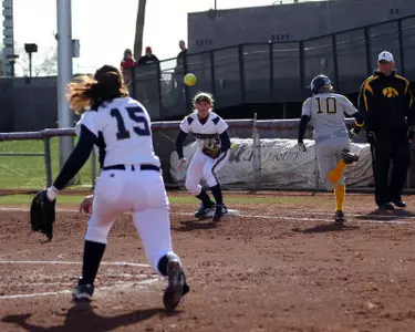 Lady Mocs Drop Final Game of Littlewood Classic