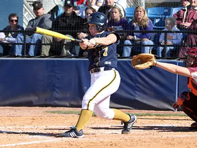 Softball Splits with Virginia Tech and Troy