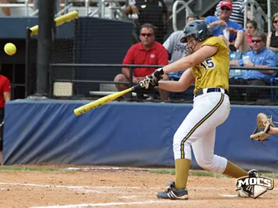 Fuzzard?s Walk-Off Blast Propels Lady Mocs to Tournament Finals