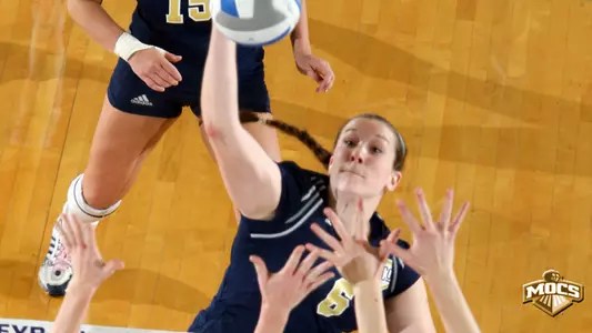 Lady Mocs Win Five Set Thriller
