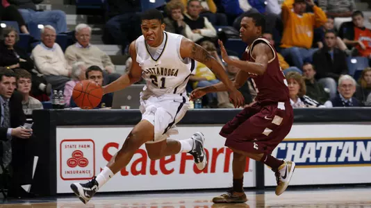 Mocs Fall to Charleston on SoCon Saturday